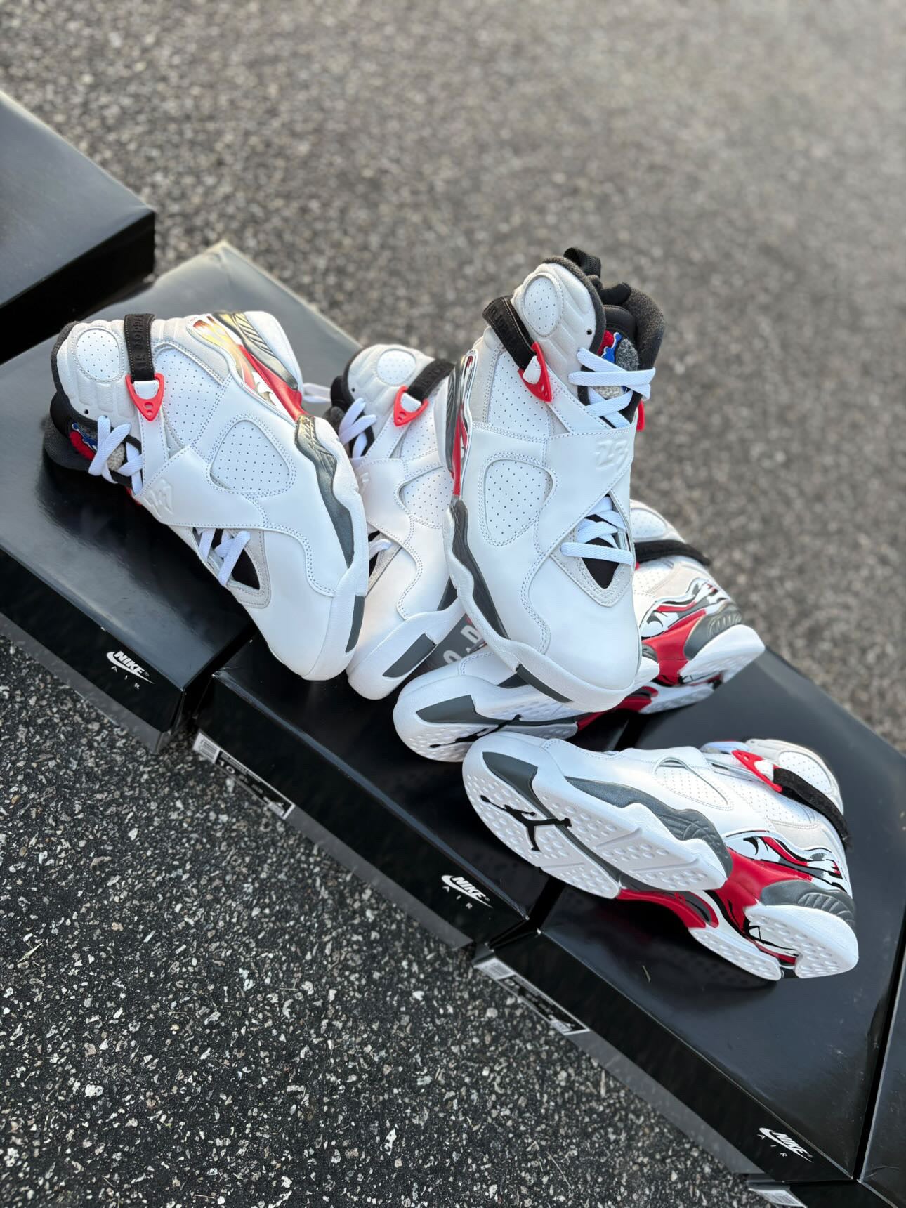 Jordan 8 Retro "Bugs Bunny" (2025)